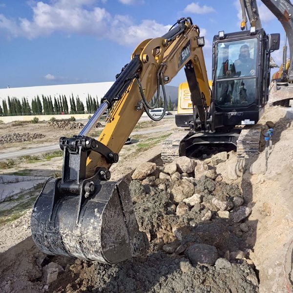 Resimlerle Bak�r Karde�ler